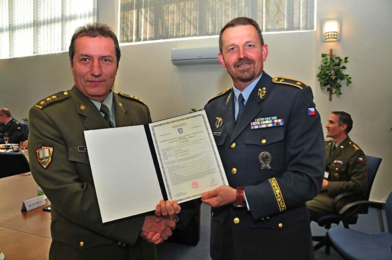 Univerzita získala osvědčení o způsobilosti k letecké výuce
